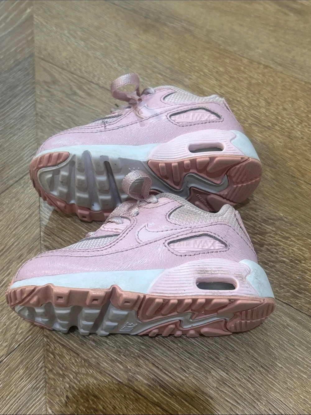 Nike Toddler Pink and White Sneakers Size 5C